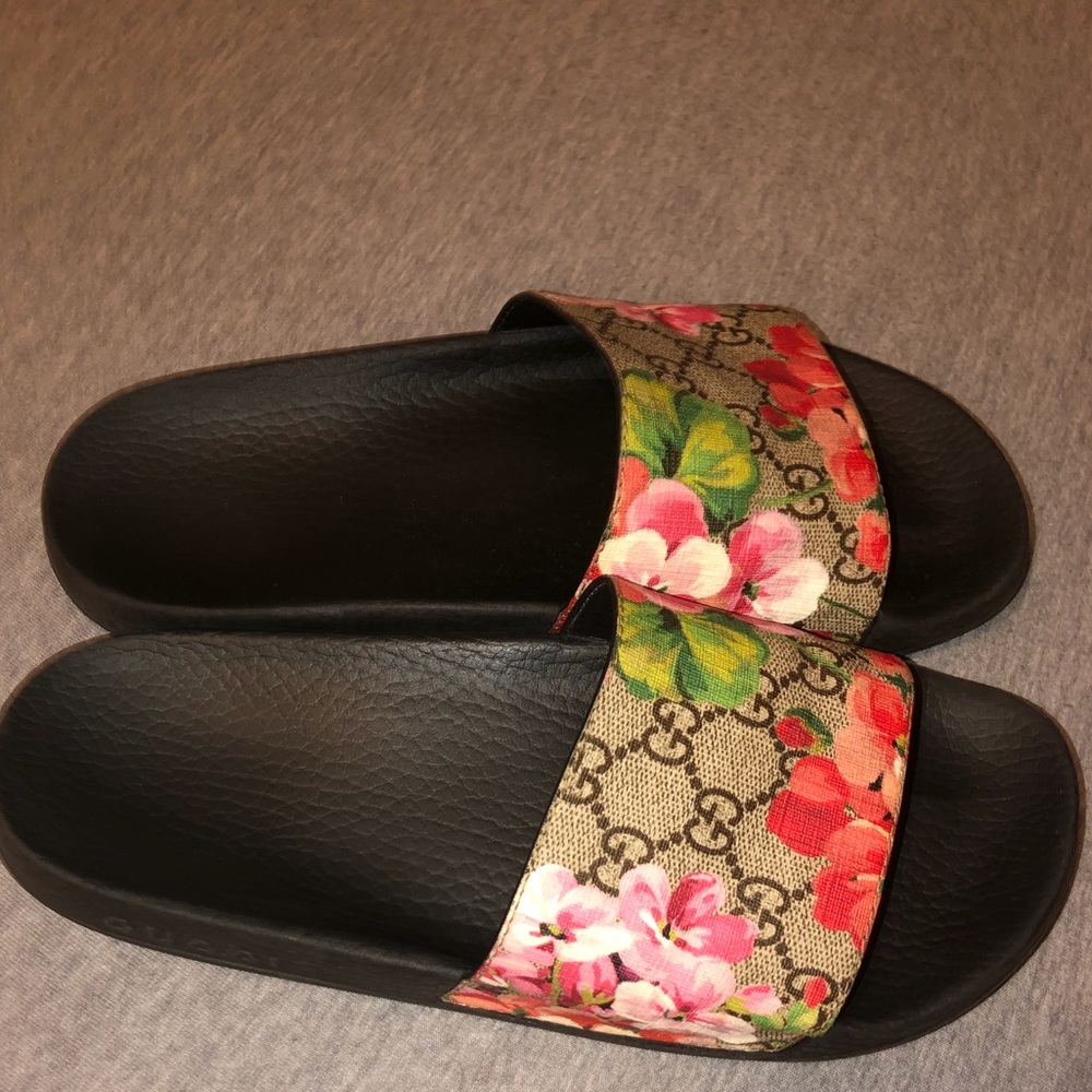 Gucci Blooms Supreme slides